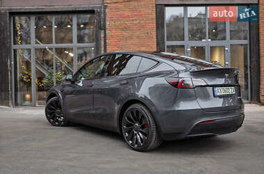 Внедорожник / Кроссовер Tesla Model Y 2023 в 