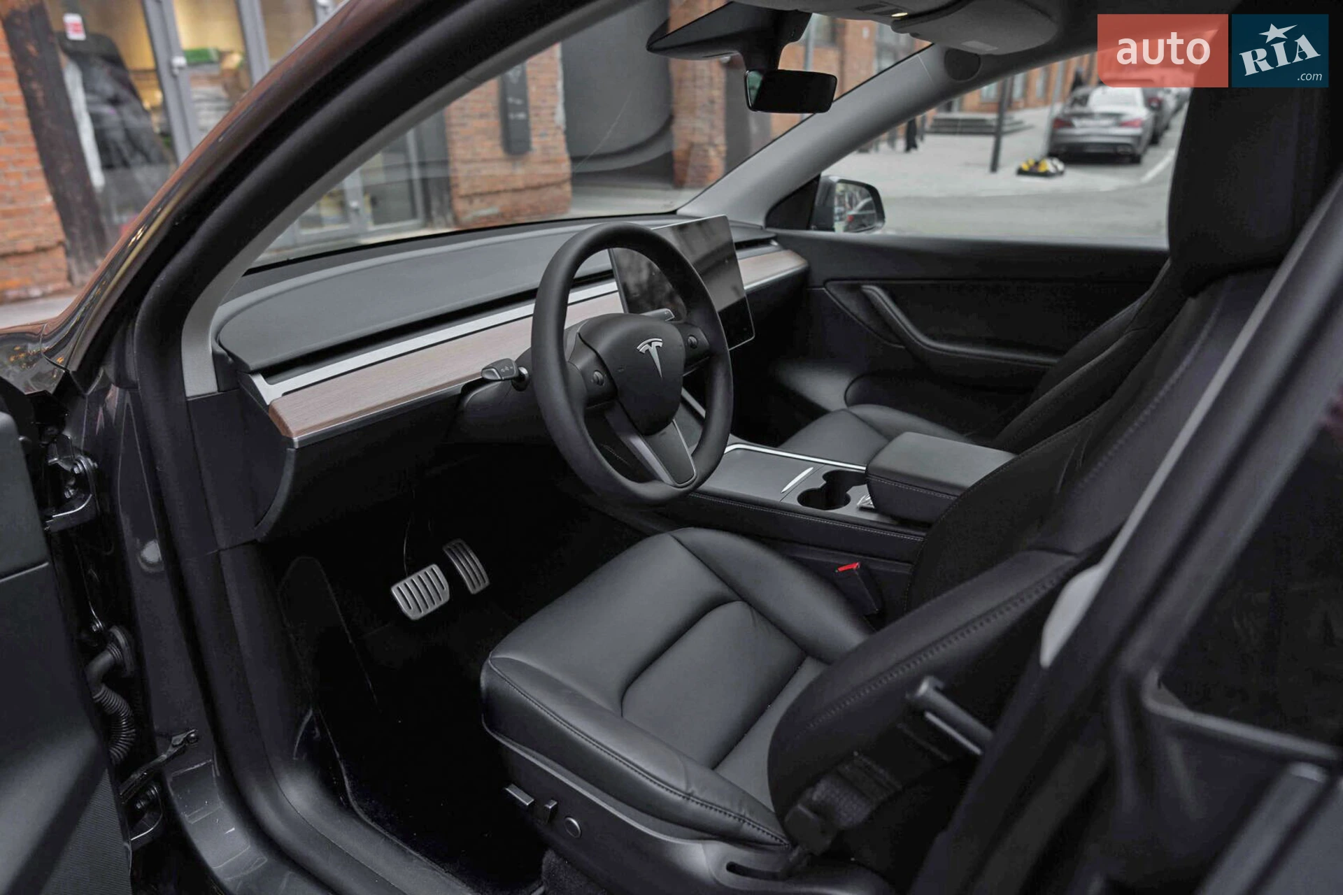 2023 Tesla Model Y - мініатюра 11