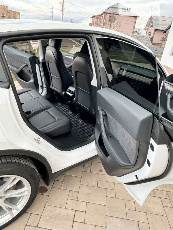 Внедорожник / Кроссовер Tesla Model Y 2023 в Ивано-Франковске фото 29 Внедорожник / Кроссовер Tesla Model Y 2023 в Ивано-Франковске