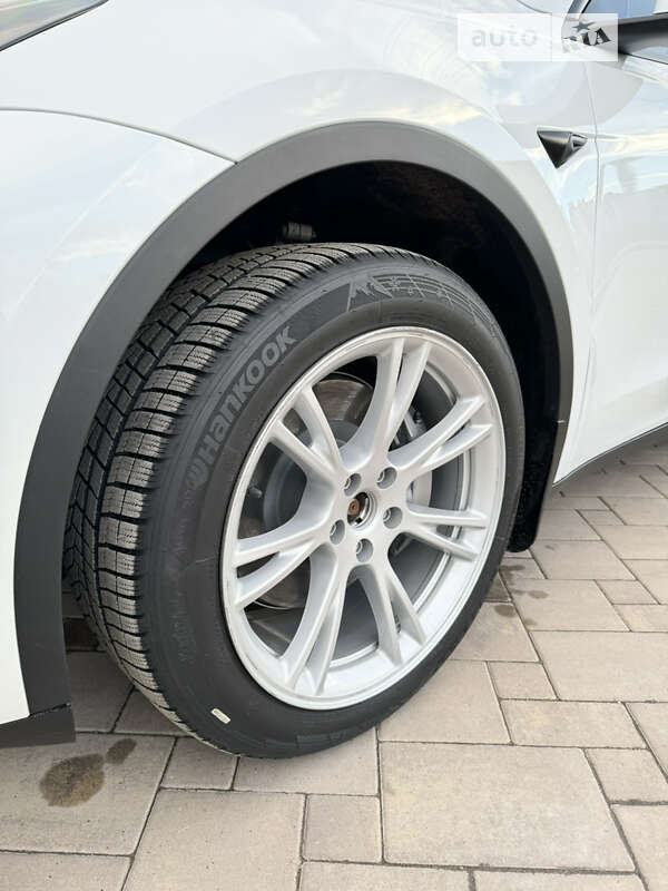 Внедорожник / Кроссовер Tesla Model Y 2023 в Ивано-Франковске фото 46 Внедорожник / Кроссовер Tesla Model Y 2023 в Ивано-Франковске