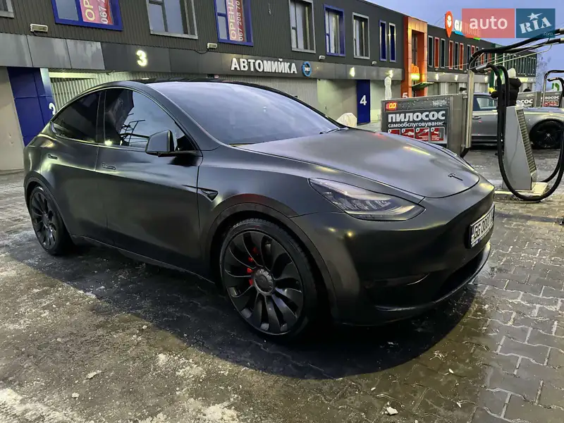 Tesla Model Y
