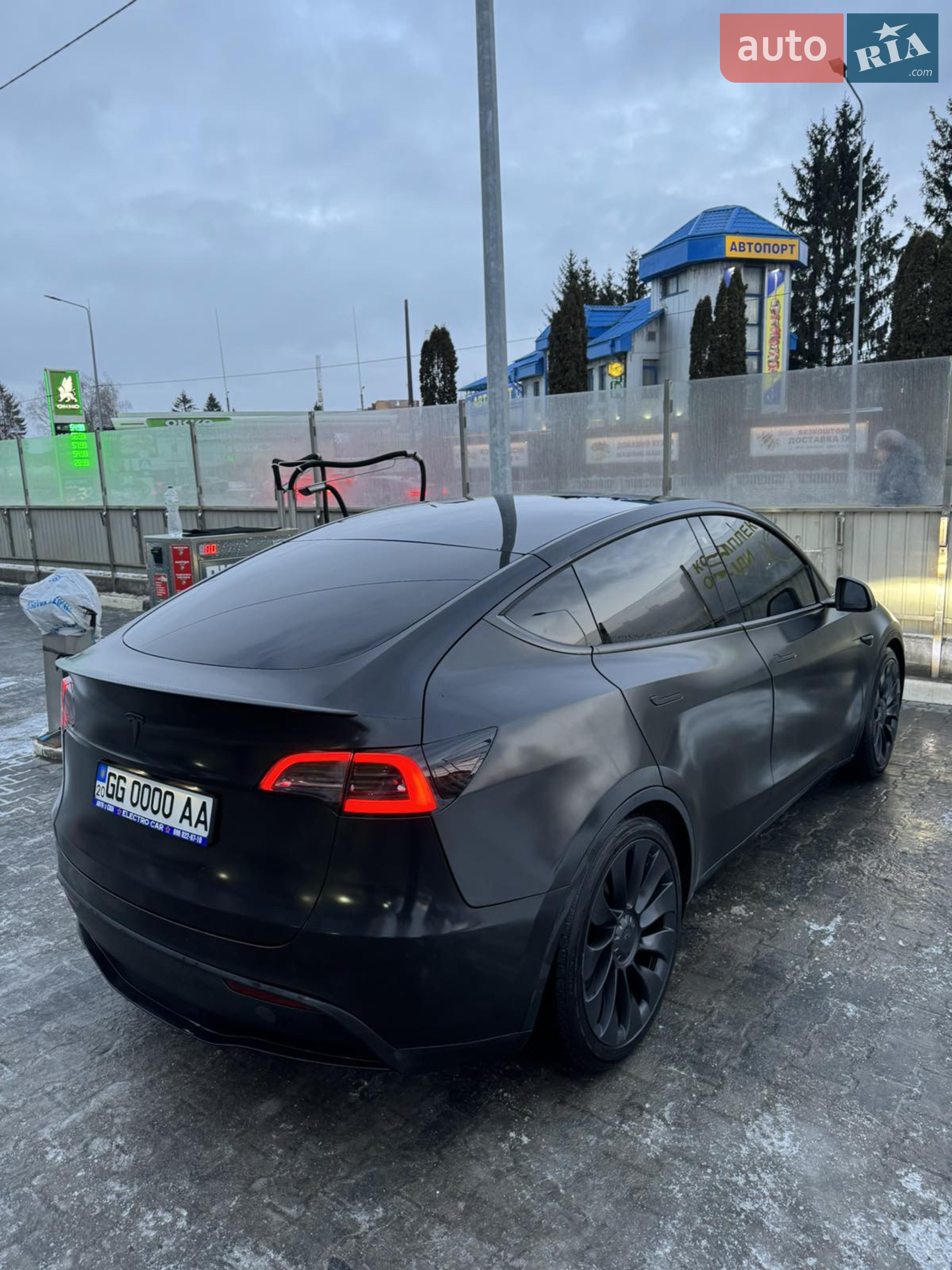 2020 Tesla Model Y - мініатюра 9
