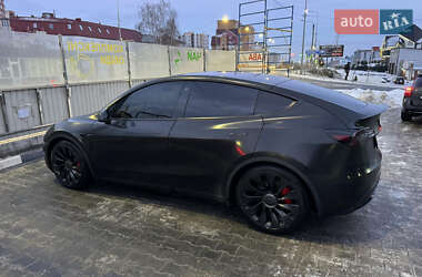 Внедорожник / Кроссовер Tesla Model Y 2020 в Тернополе