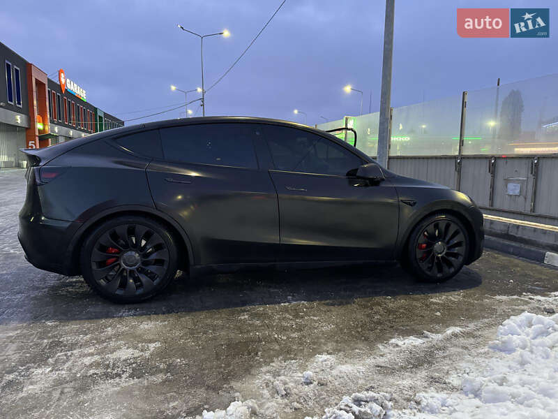 Позашляховик / Кросовер Tesla Model Y 2020 в Тернополі
