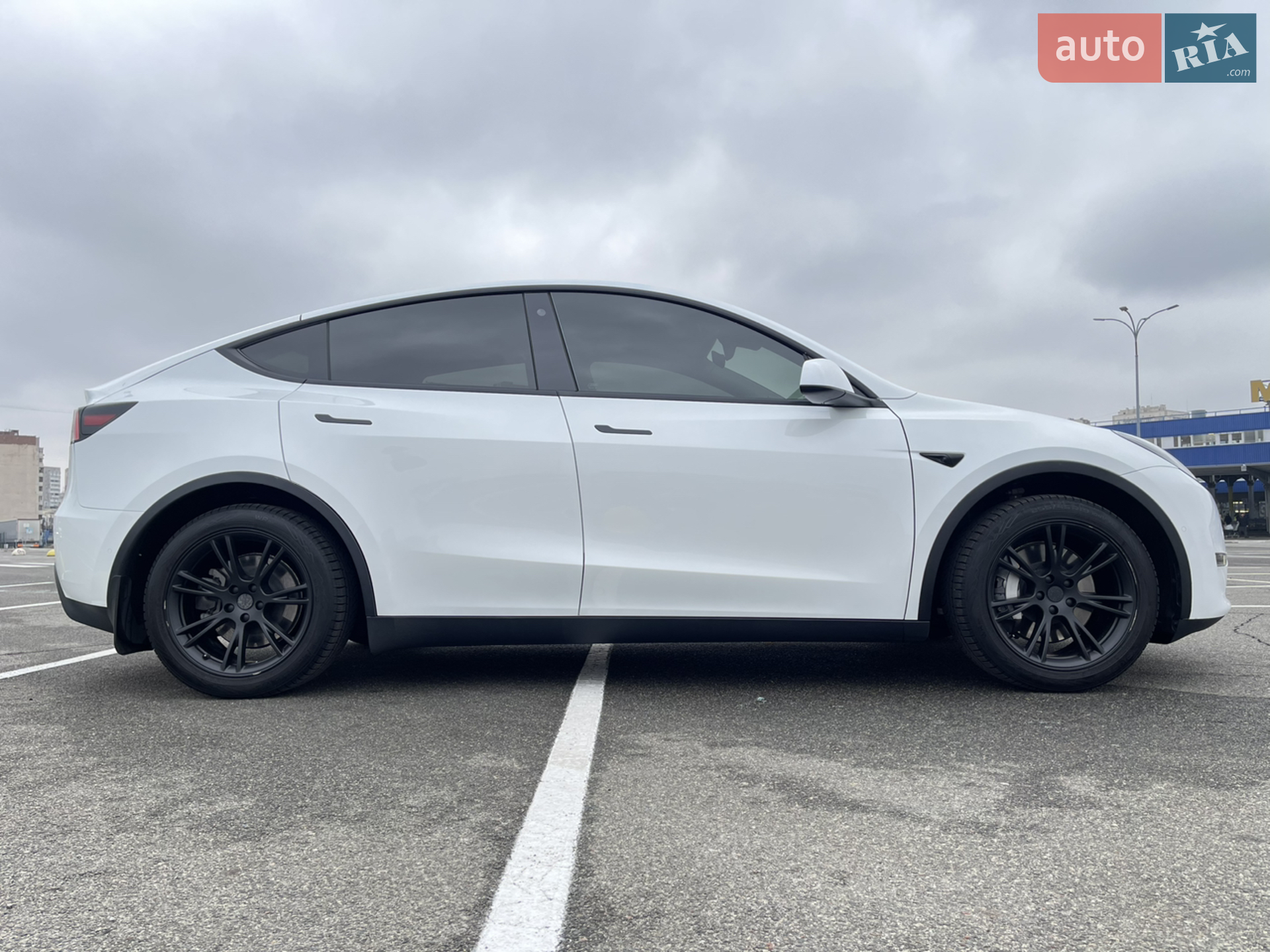 2020 Tesla Model Y - мініатюра 11