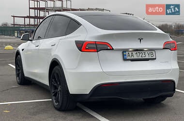Внедорожник / Кроссовер Tesla Model Y 2020 в 