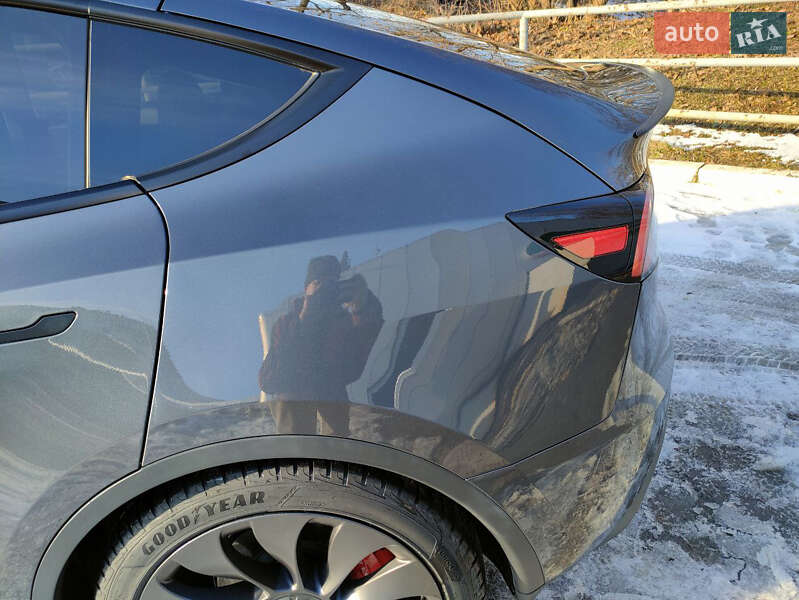 Внедорожник / Кроссовер Tesla Model Y 2020 в Харькове