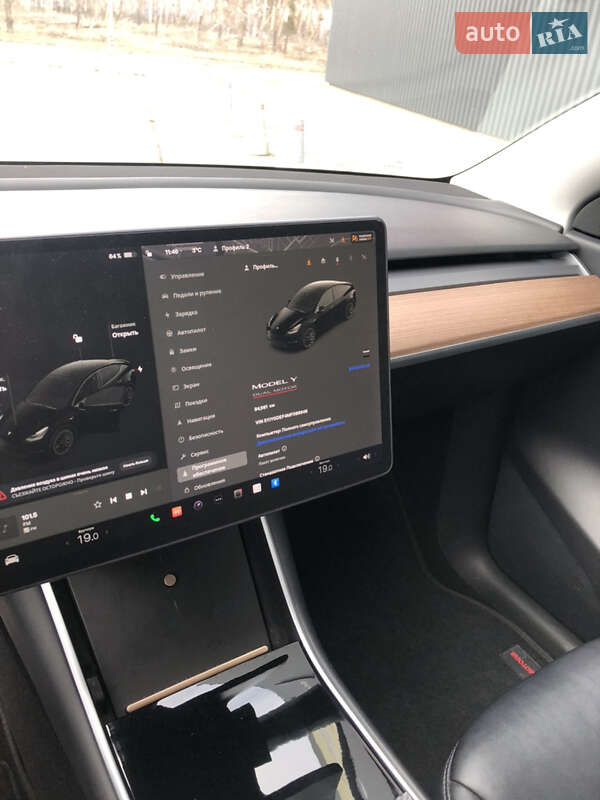 Позашляховик / Кросовер Tesla Model Y 2020 в Харкові