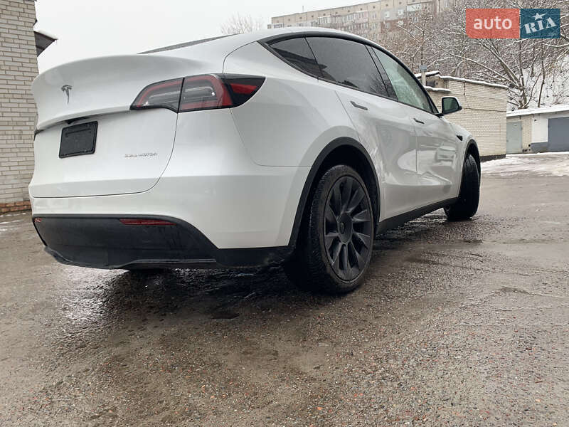 Позашляховик / Кросовер Tesla Model Y 2022 в Білій Церкві