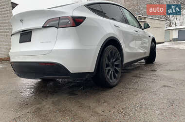 Позашляховик / Кросовер Tesla Model Y 2022 в 