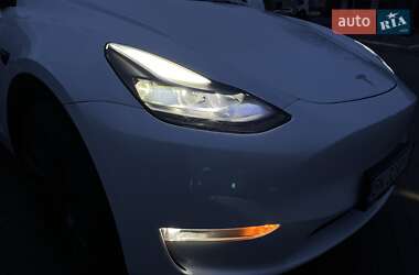 Внедорожник / Кроссовер Tesla Model Y 2023 в Ровно