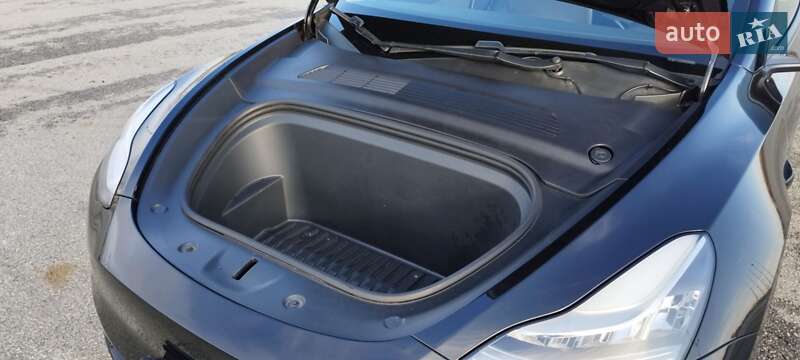 Внедорожник / Кроссовер Tesla Model Y 2020 в Киеве фото 10 Внедорожник / Кроссовер Tesla Model Y 2020 в Киеве