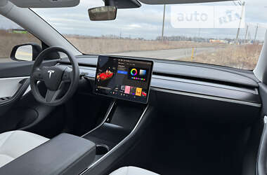 Внедорожник / Кроссовер Tesla Model Y 2020 в Ровно