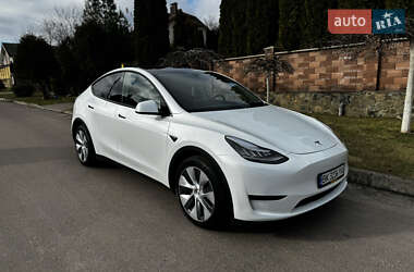 Позашляховик / Кросовер Tesla Model Y 2023 в 
