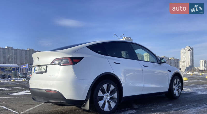 Позашляховик / Кросовер Tesla Model Y 2021 в Новомосковську