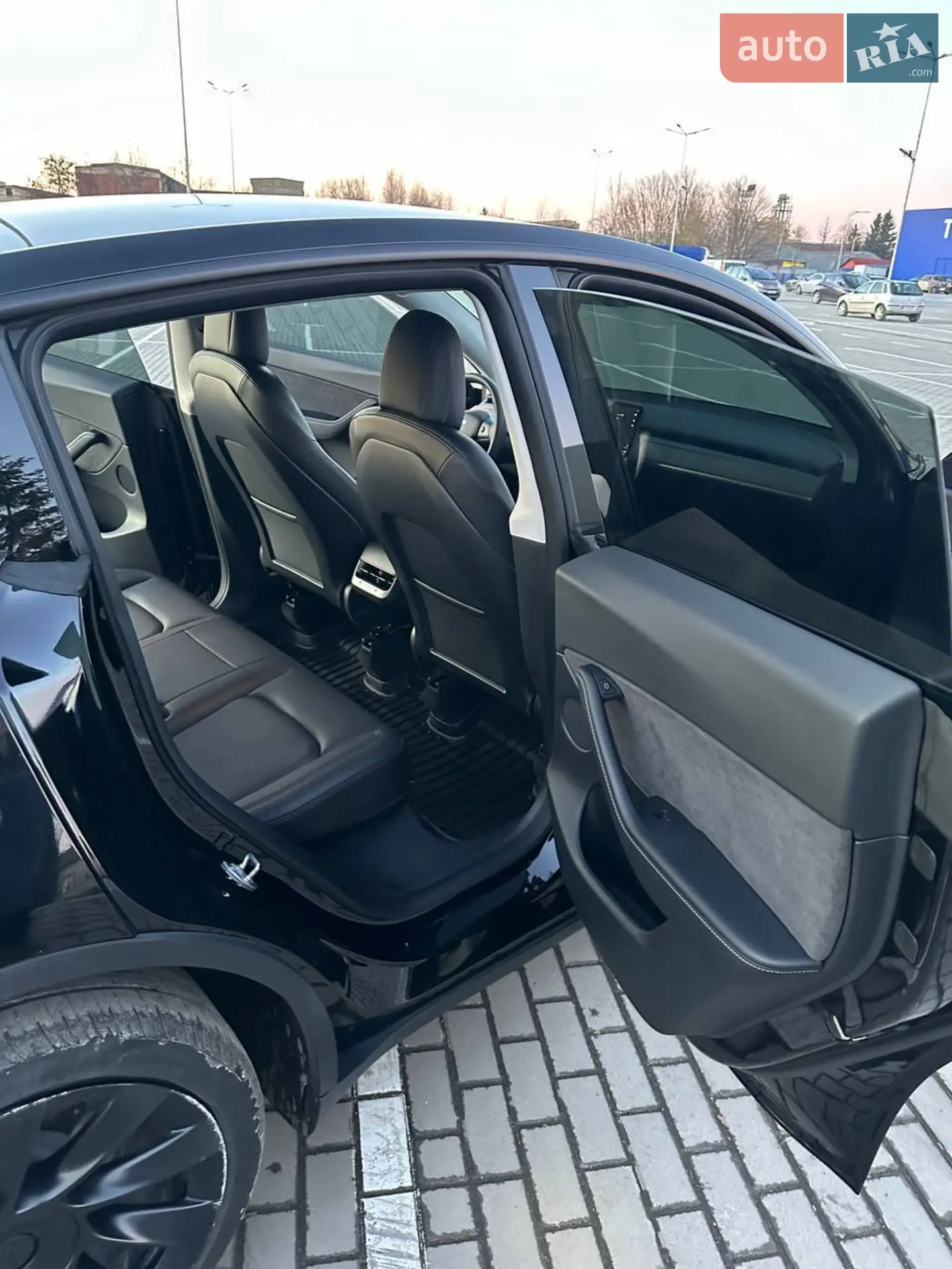 2021 Tesla Model Y - мініатюра 16