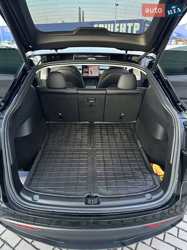 Внедорожник / Кроссовер Tesla Model Y 2021 в Тернополе