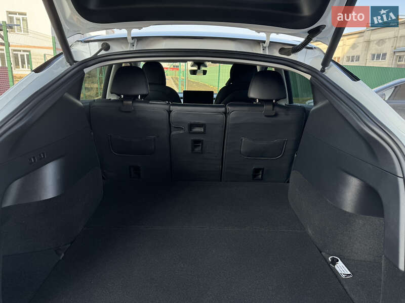 Внедорожник / Кроссовер Tesla Model Y 2021 в Виннице