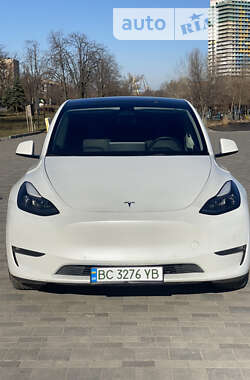 Позашляховик / Кросовер Tesla Model Y 2021 в Дніпрі