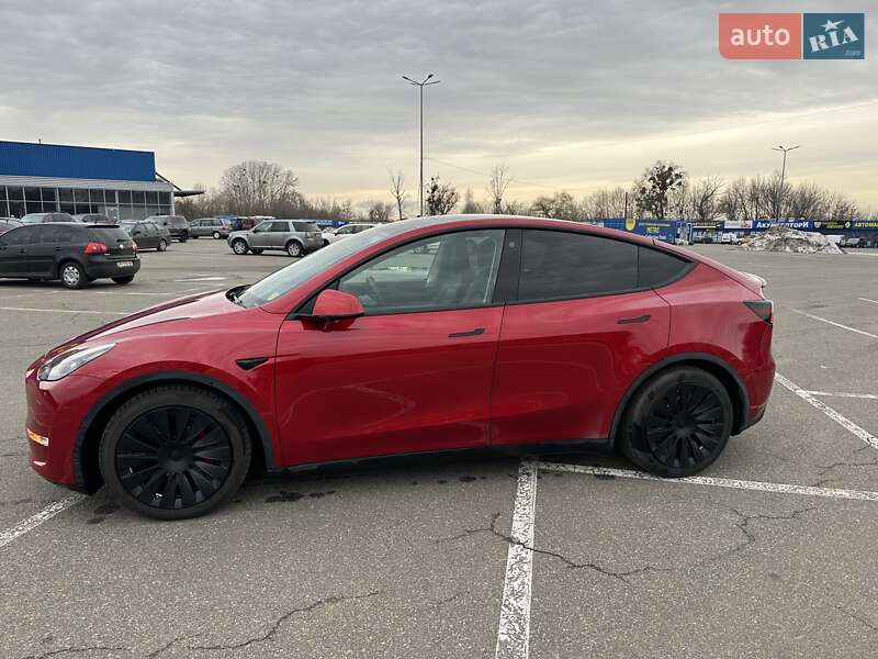 Внедорожник / Кроссовер Tesla Model Y 2020 в Киеве