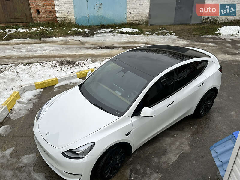Внедорожник / Кроссовер Tesla Model Y 2022 в Сумах