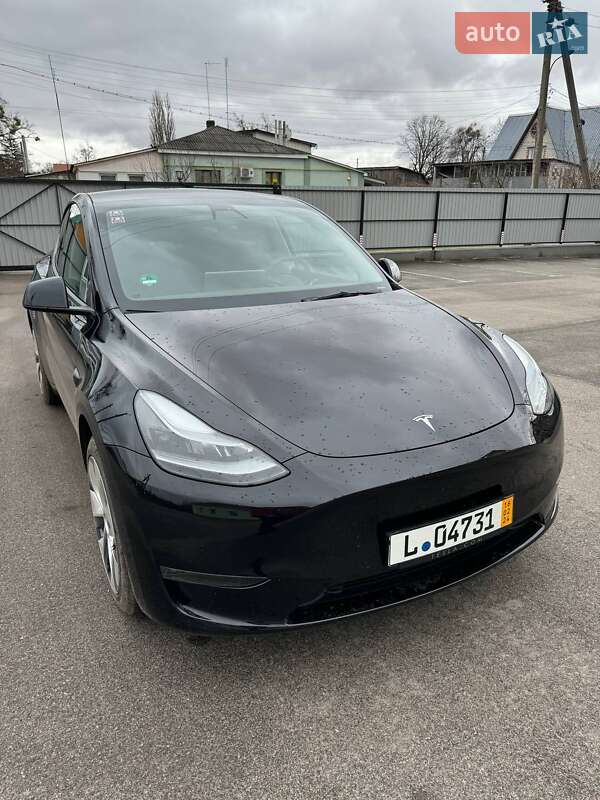 Позашляховик / Кросовер Tesla Model Y 2022 в Києві