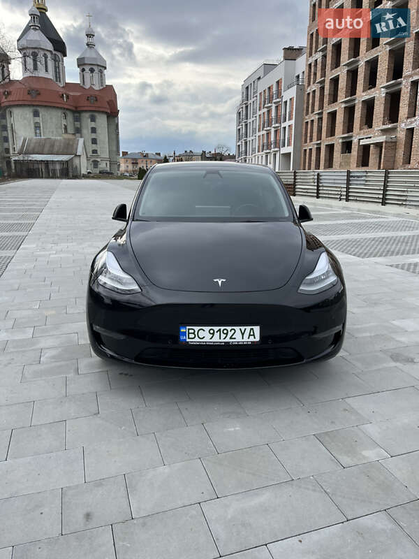 Внедорожник / Кроссовер Tesla Model Y 2022 в Самборе