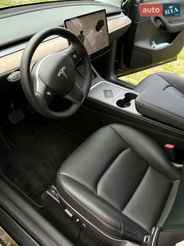Внедорожник / Кроссовер Tesla Model Y 2022 в Самборе
