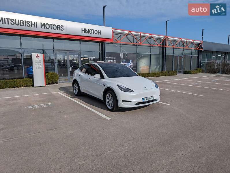 Позашляховик / Кросовер Tesla Model Y 2021 в Черкасах