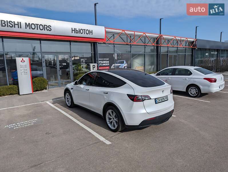 Позашляховик / Кросовер Tesla Model Y 2021 в Черкасах