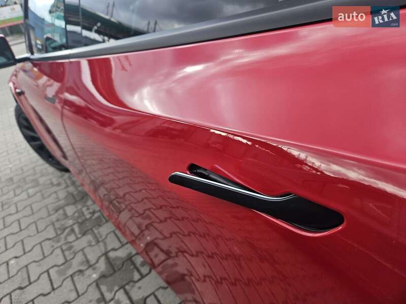 Внедорожник / Кроссовер Tesla Model Y 2021 в Львове