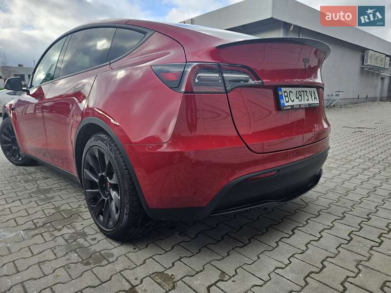 Внедорожник / Кроссовер Tesla Model Y 2021 в Львове