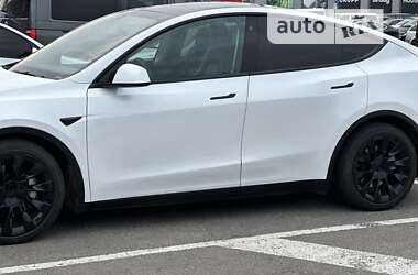 Позашляховик / Кросовер Tesla Model Y 2021 в Рівному
