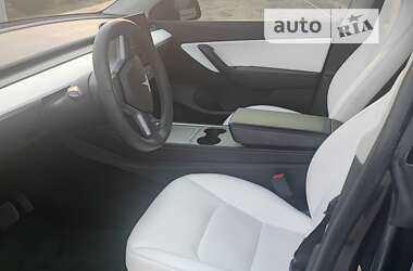 Внедорожник / Кроссовер Tesla Model Y 2021 в 