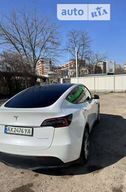 Внедорожник / Кроссовер Tesla Model Y 2022 в 