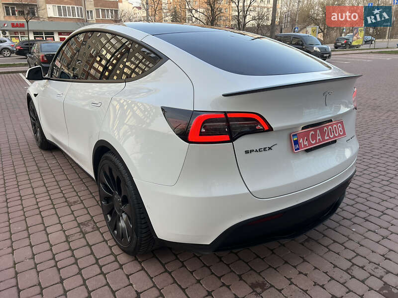 Внедорожник / Кроссовер Tesla Model Y 2022 в Ивано-Франковске