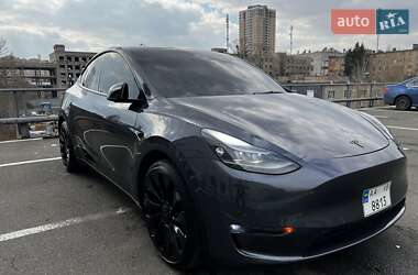 Внедорожник / Кроссовер Tesla Model Y 2022 в Киеве