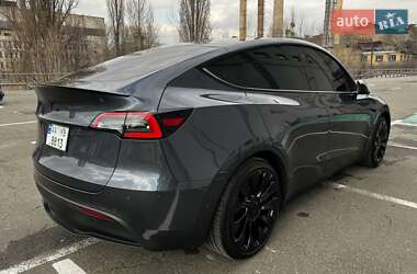 Внедорожник / Кроссовер Tesla Model Y 2022 в Киеве