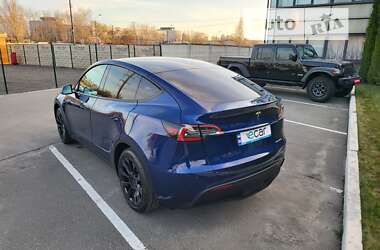 Внедорожник / Кроссовер Tesla Model Y 2021 в Киеве