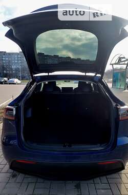 Позашляховик / Кросовер Tesla Model Y 2021 в Черкасах