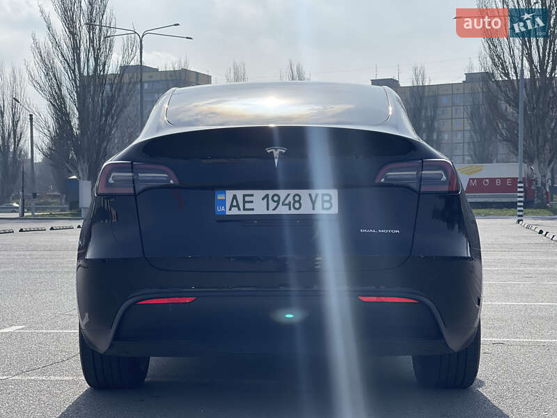 Внедорожник / Кроссовер Tesla Model Y 2023 в Днепре