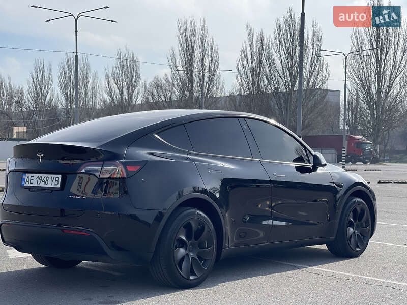 Внедорожник / Кроссовер Tesla Model Y 2023 в Днепре