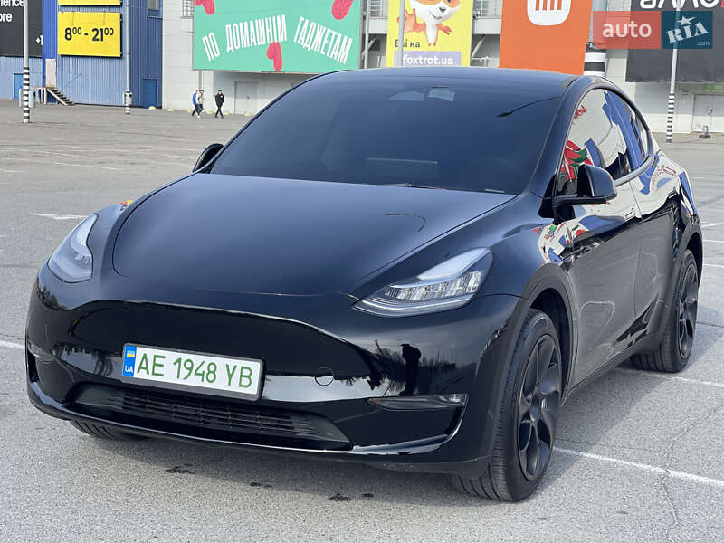 Внедорожник / Кроссовер Tesla Model Y 2023 в Днепре