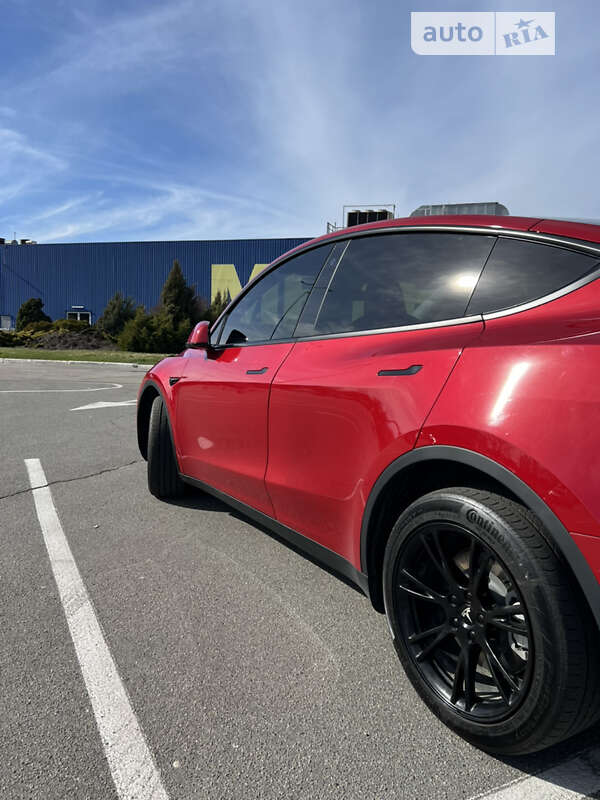 Внедорожник / Кроссовер Tesla Model Y 2023 в Днепре