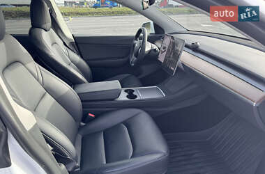 Позашляховик / Кросовер Tesla Model Y 2022 в Львові