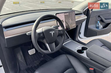 Позашляховик / Кросовер Tesla Model Y 2022 в Львові