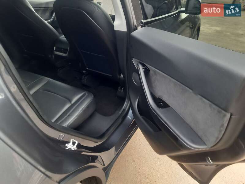Позашляховик / Кросовер Tesla Model Y 2020 в Хмельницькому фото 69 Позашляховик / Кросовер Tesla Model Y 2020 в Хмельницькому