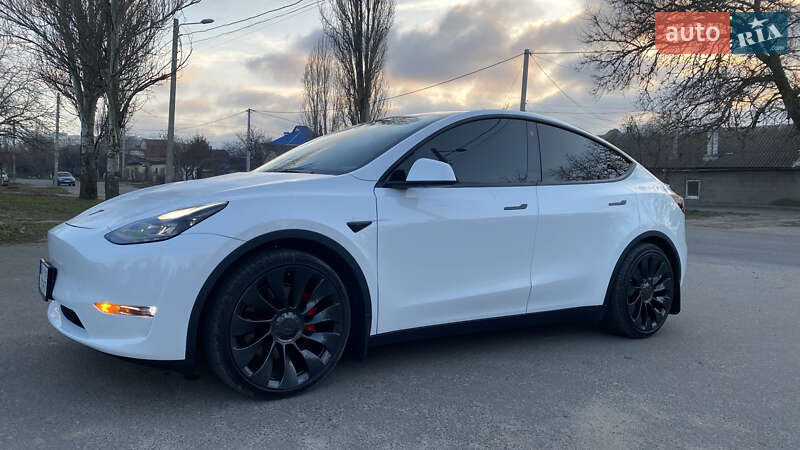 Внедорожник / Кроссовер Tesla Model Y 2022 в Одессе