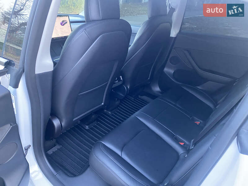 Внедорожник / Кроссовер Tesla Model Y 2022 в Одессе
