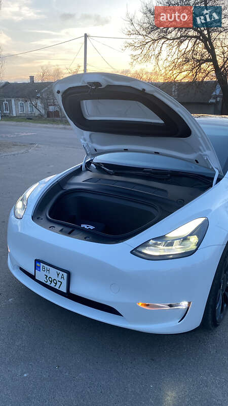 Внедорожник / Кроссовер Tesla Model Y 2022 в Одессе